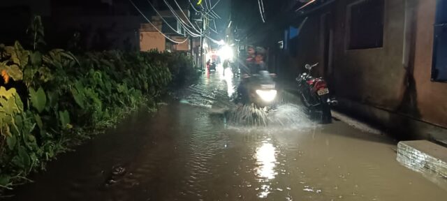 जमशेदपुर में देर रात तक होती रही वर्षा