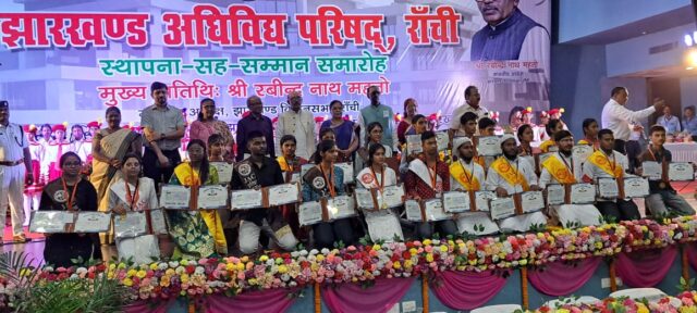 राज्य में शिक्षा पदाधिकारियों को ईमानदारी पूर्वक करना होगा कार्य
