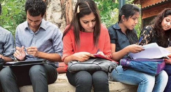 इंजीनियरिंग कॉलेजों में दाखिले के लिए काउंसलिंग का दूसरा राउंड,
11 से जारी होगा अलॉटमेंट लेटर,
दूसरे राउंड के काउंसिलिंग की प्रक्रिया जारी है,
अलाटमेंट लेटर 11 से 19 अगस्त तक जारी किया जाएगा,
ऐसे संपन्न हाेगी तीसरे राउंड की काउंसिलिंग,
इंजीनियरिंग काॅलेजाें में 40 से 50 प्रतिशत तक सीट रिक्त रह गयी है