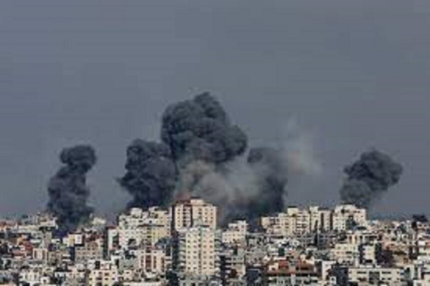 Israel Hamas War: इजराइली सेना ने गाजा में फहराया अपना झंडा, बमबारी में एक दिन के बच्चे की मौत, शिक्षा, »