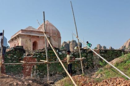 Excavation of Navratangarh will reveal the history of Naga dynasty