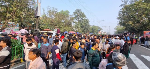 सड़क पर सुबह उतरे शहरवासी जमकर हुई मस्ती