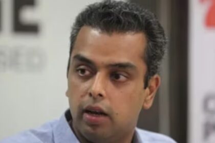 Milind Deora Resign