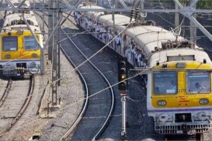 Fire in Mumbai Local Train