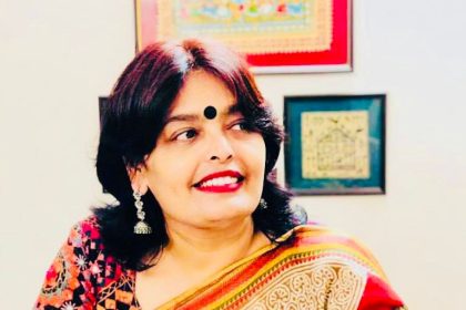 सृजन संवाद में 'काँधों पर घर' पर विमर्श: उपन्यासकार प्रज्ञा ने किया रचना का पाठ, विविध, Jamshedpur »