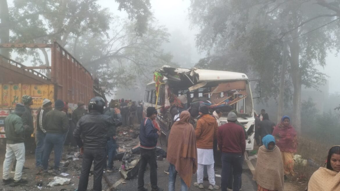 Palamu Road Accident