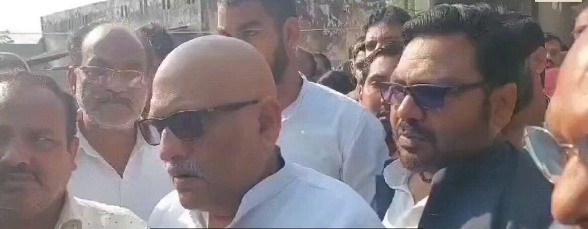 पत्रकार हत्याकांड: कांग्रेस प्रदेश अध्यक्ष ने पीड़ित परिवार से मिलकर जताई संवेदना