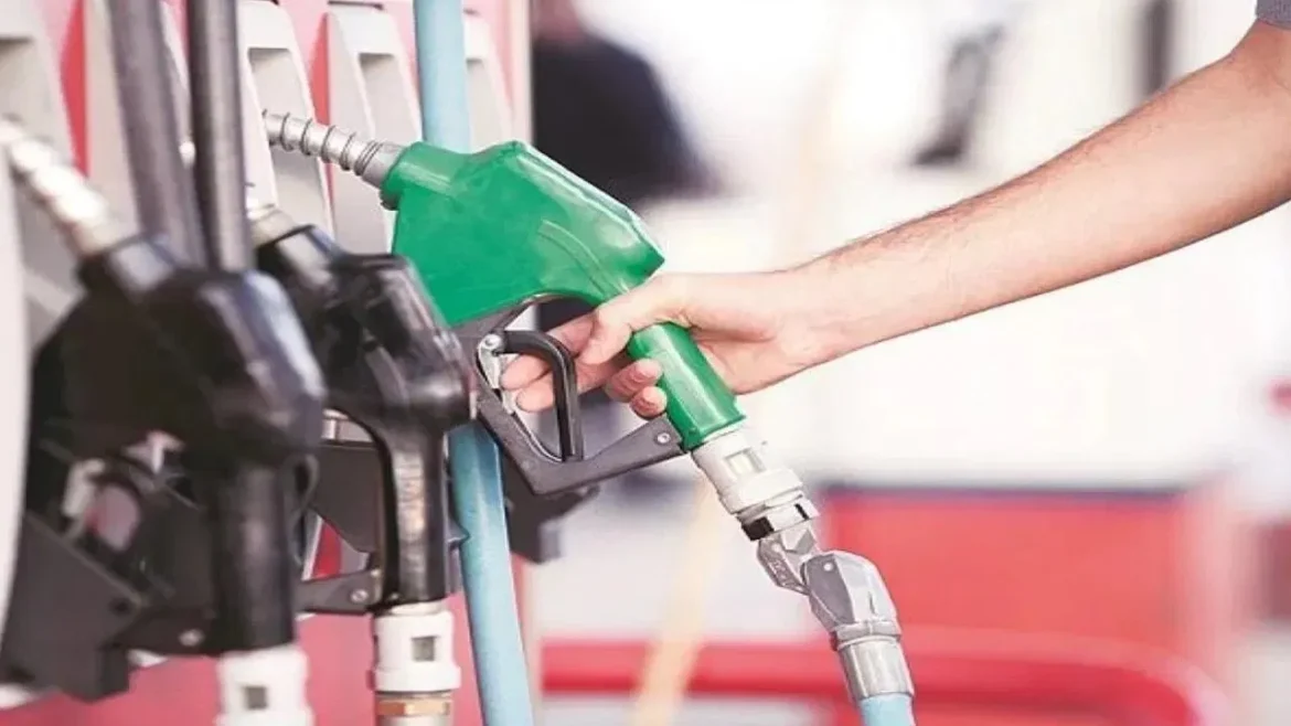 petrol-price पेट्रोल-डीजल की कीमतों में 5 रुपए तक हो सकती है कटौती, आम जनता को मिलेगी राहत