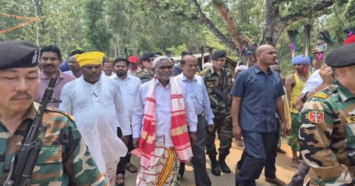 BJP leader Champai Soren has launched a scathing attack on Congress over tribal issues ranchi jharkhand