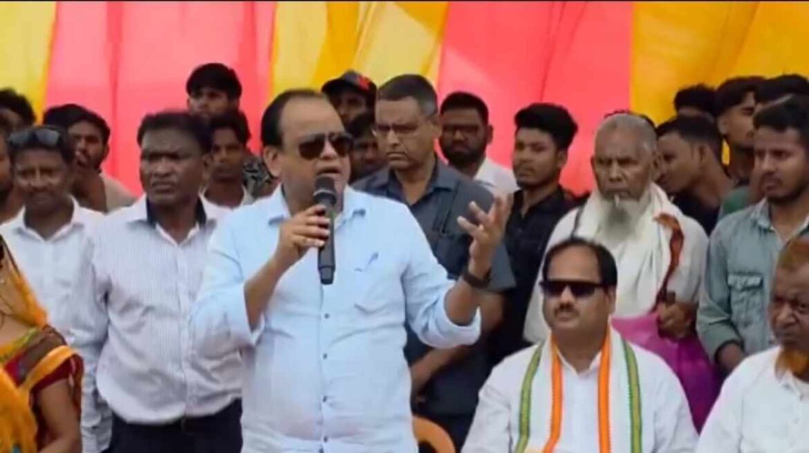 Jharkhand Health Minister Irfan Ansari speaking at an event in Mihijam