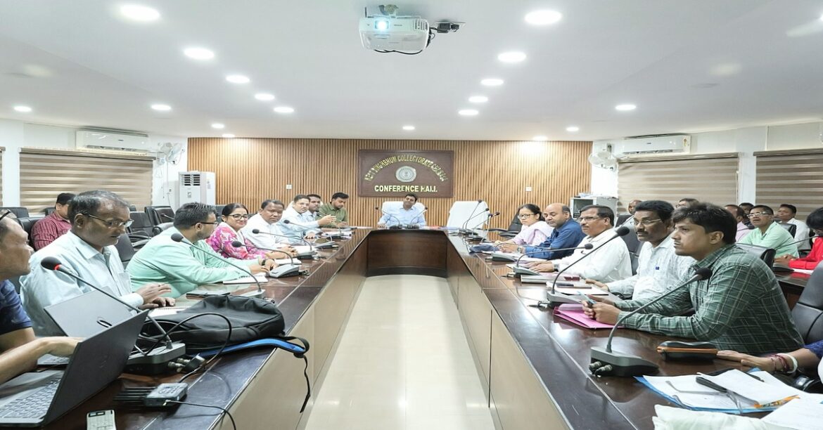 उपायुक्त ने दसवीं बोर्ड के रिजल्ट में जिले के खराब प्रदर्शन पर अफसोस जाहिर करते हुए कहा कि जिले में शिक्षा व्यवस्था को सुदृढ़ करने का हर संभव प्रयास किया जाएगा।