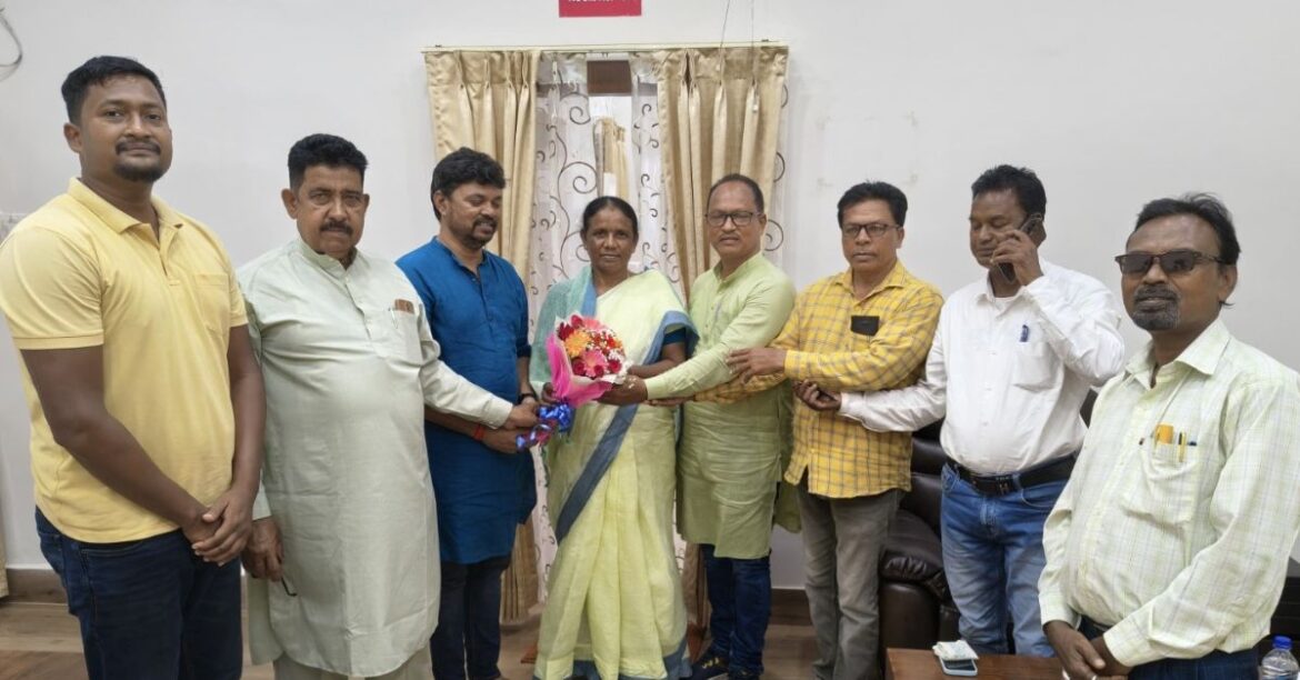 chaibasa-number-plate-fee-collection