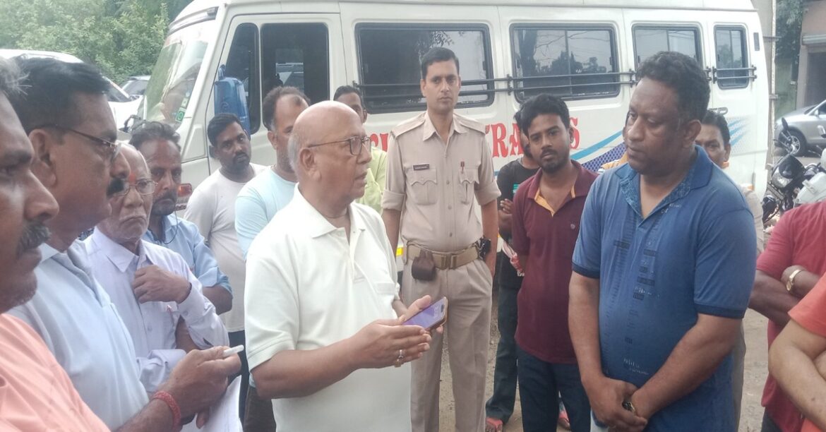 Jamshedpur News विधायक सरयू ने किया सोनारी के जेएनएसी डिपो का निरीक्षण