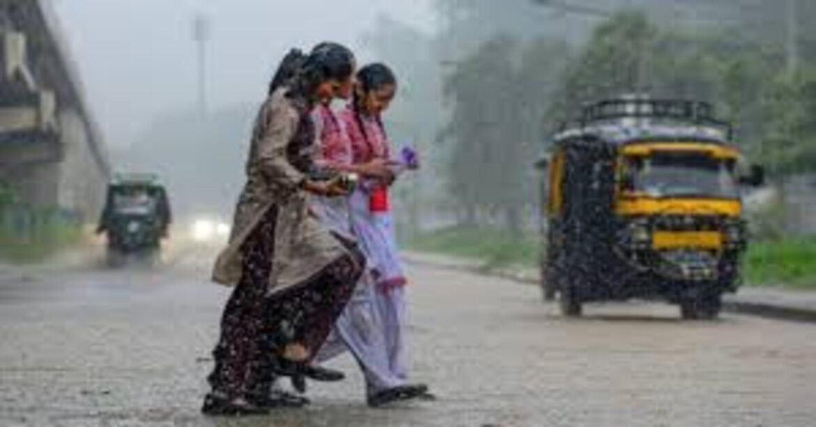 UP Weather Alert 2 July 2025: Heavy Rain in Jhansi, Lalitpur, Banda Heavy rain alert in Jhansi, Lalitpur, Banda on 2 July 2025 as per UP weather update