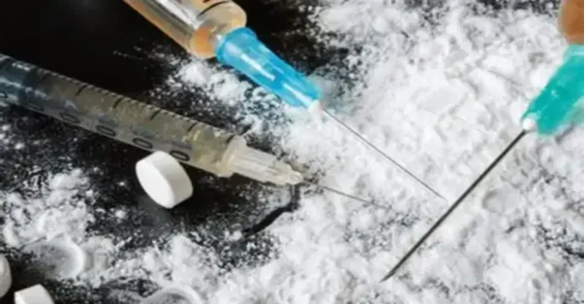 Five drug peddlers arrested near Bapu Vatika, Ranchi with brown sugar and cash