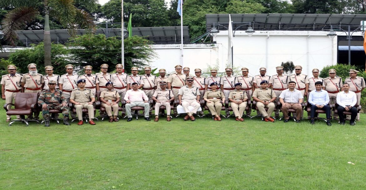 झारखंड पुलिस मुख्यालय के सभागार में समारोह आयोजित