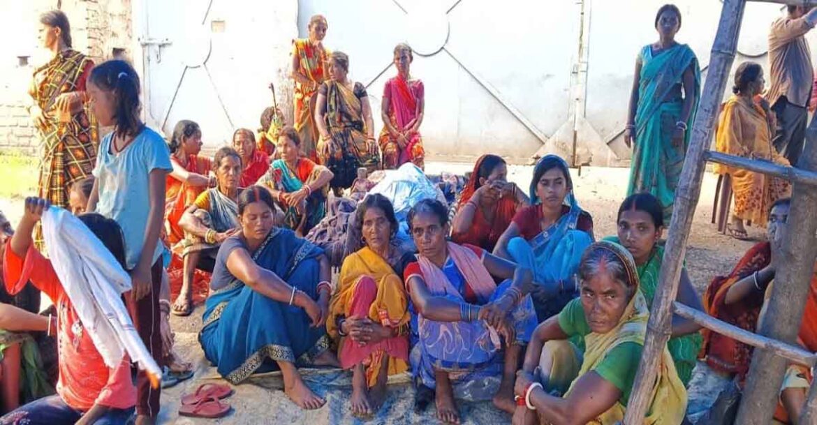 Ramgarh Alok Steel Plant Woman Laborer Death Compensation Protest