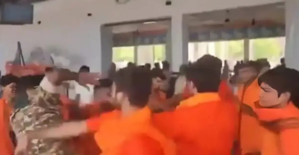 Kanwariyas assault CRPF jawan at Mirzapur railway station during Kanwar Yatra