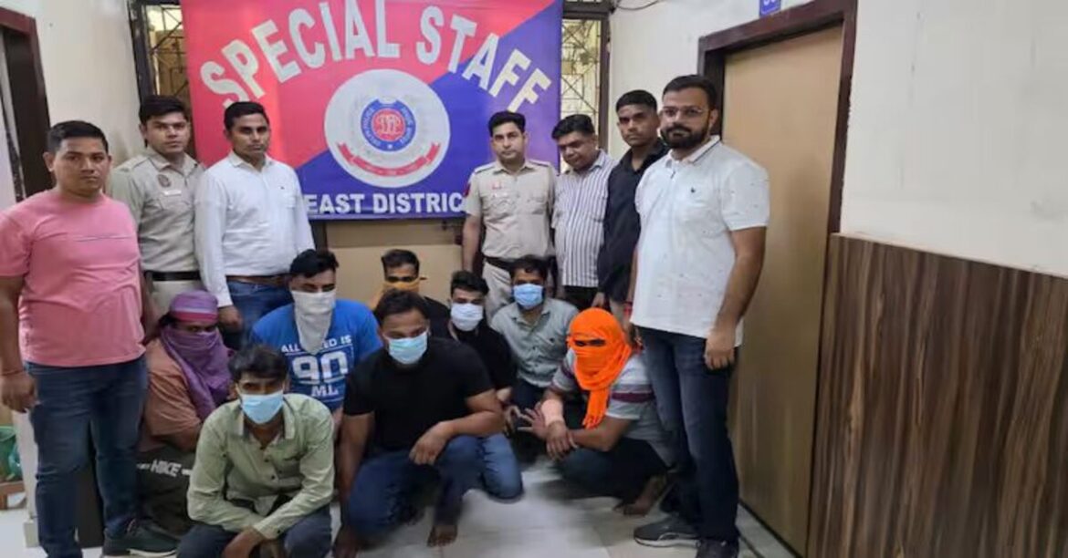 Delhi police arrests eight members of fake police gang in Laxmi Nagar