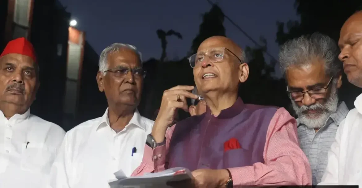 INDIA alliance leaders submitting memorandum to Chief Election Commissioner