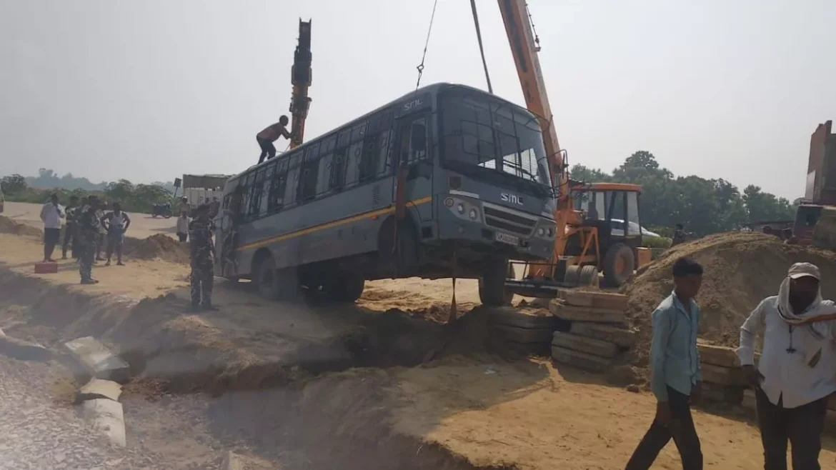 SSB soldiers bus overturns on Maharajganj-Gorakhpur highway, no injuries reported