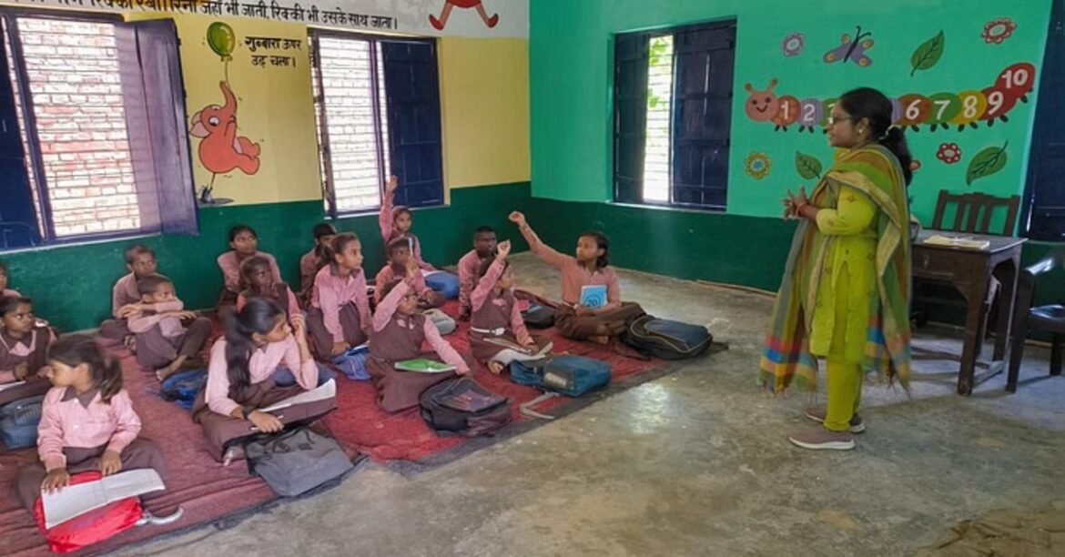 UP government school inspection by 36 officers across 18 divisions in August 2025