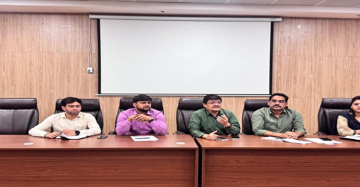 नगर निगम में सफाई व्यवस्था को लेकर बैठक