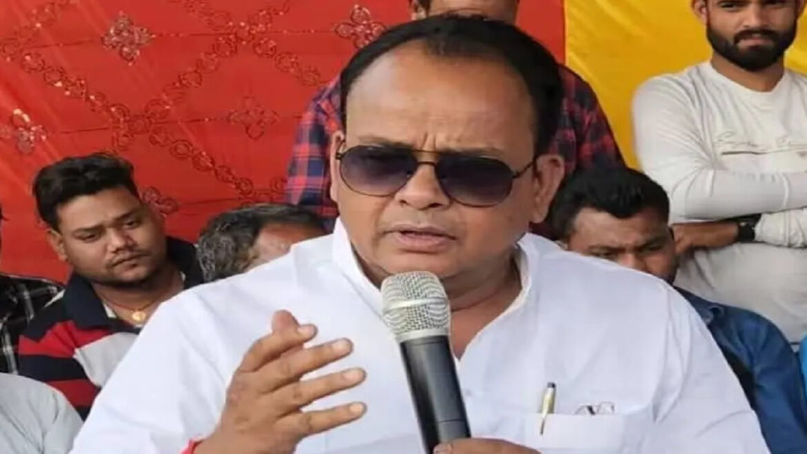 Irfan Ansari at Deoghar Congress Kanwariya Seva Camp closing ceremony during Shravani Mela 2025