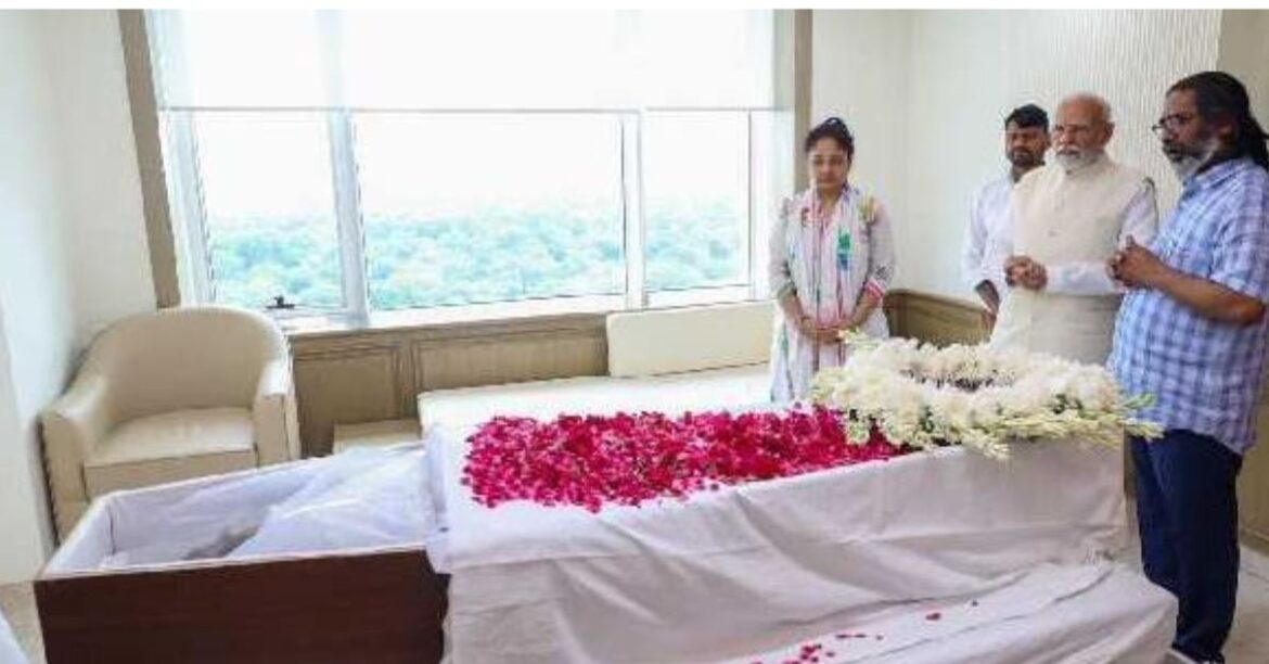 PM Modi Paid Tribute Shibu Soren