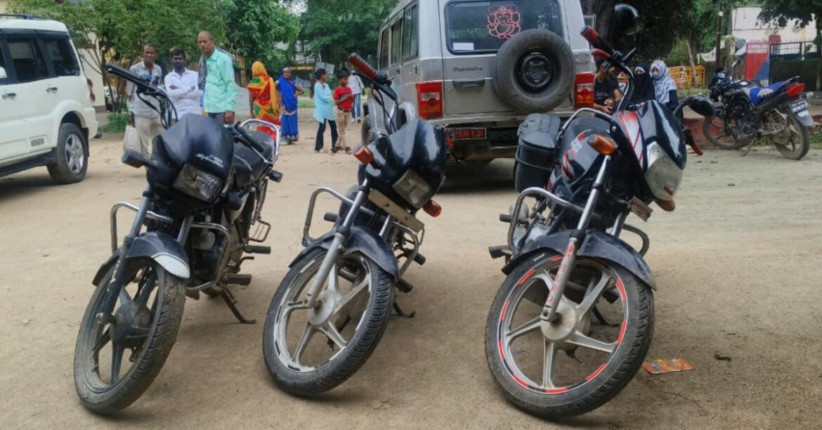Palamu Bike Thief Gang Busted