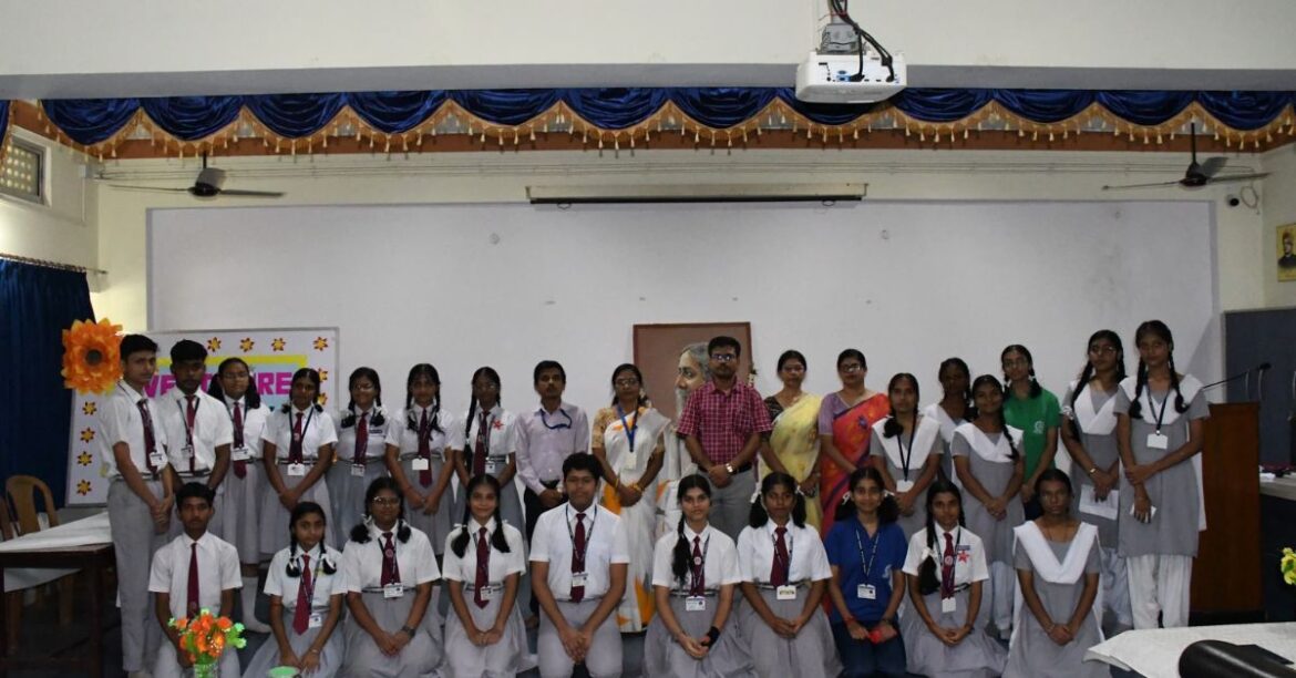 Saint Nandlal Smriti Vidya Mandir