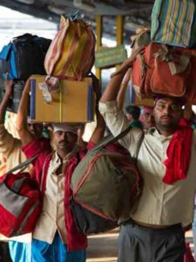 Indian Railways New Rule: तय सीमा से ज्यादा सामान ले जाने पर भरना पड़ेगा जुर्माना…