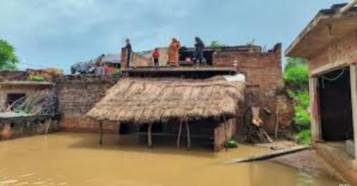 UP flood and heavy rain alert August 2025 – 21 districts affected, relief expected from August 6