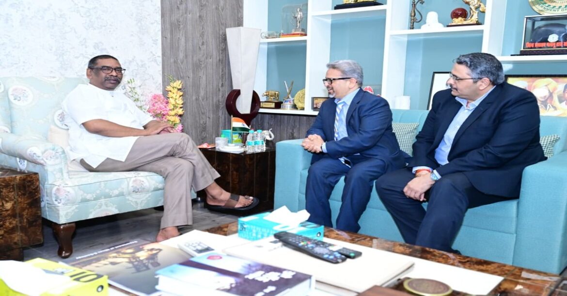 RANCHI NEWS: मुख्यमंत्री हेमन्त सोरेन से टाटा मोटर्स प्रतिनिधिमंडल ने की भेंट, इलेक्ट्रिक व हाइड्रोजन वाहनों के क्षेत्र में प्रगति पर हुई चर्चा।