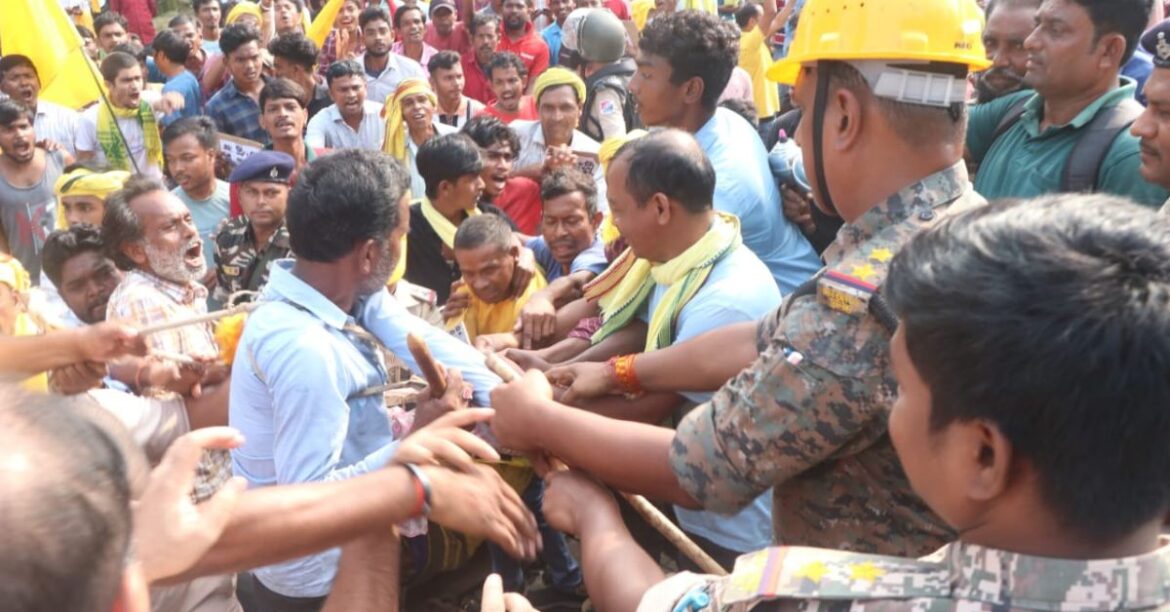 Jharkhand Kudmi Rail Roko Andolan Live