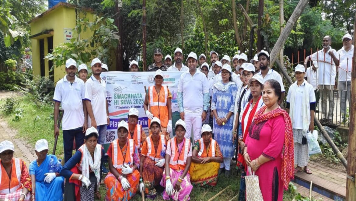 Swachhta sewa in Chaibasa
