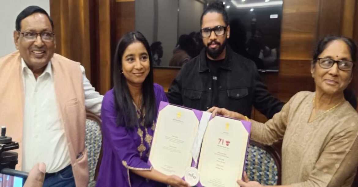 Shilpa Rao National Award winner welcomed in Jamshedpur, grand event with fans and cultural performances