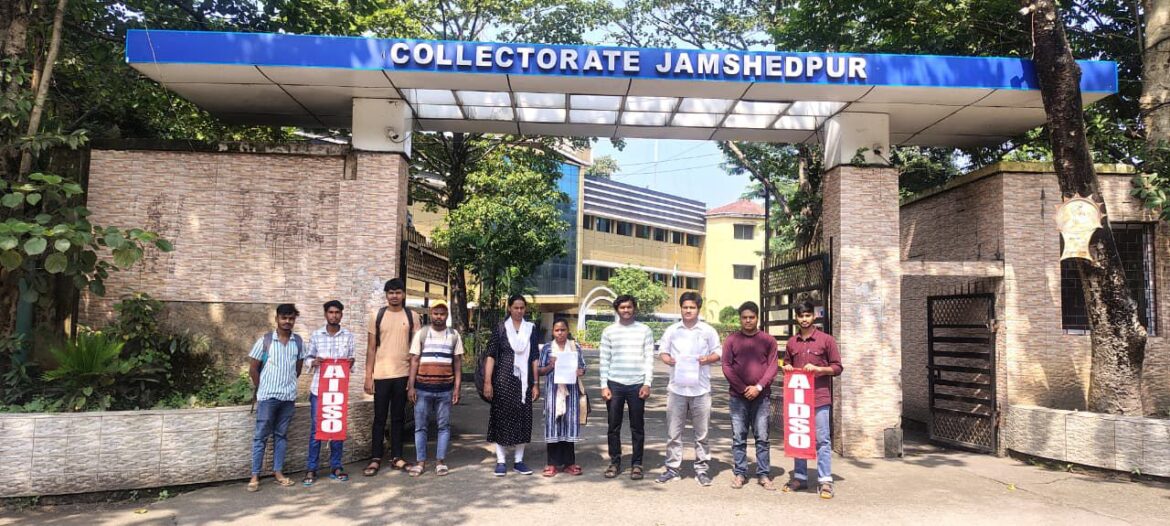 Jharkhand scholarship delay.