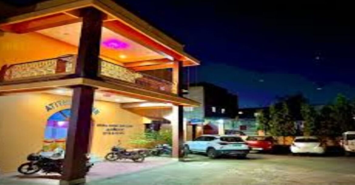 Jharkhand High Court orders reopening of sealed rooms at Hotel Atithi Bhavan in Jamshedpur with DGP present in court