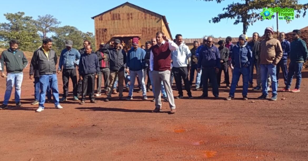 Chaibasa Meghahatuburu Labour Protest
