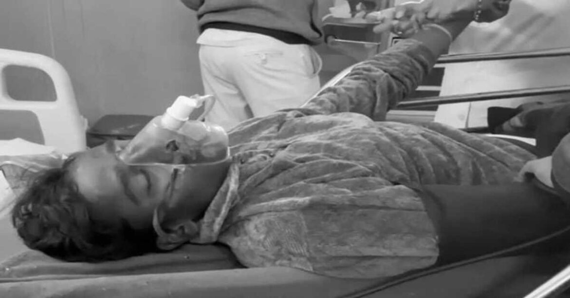 Youth injured after being hit by a train at Rajkharsawan station, later referred to Jamshedpur for advanced treatment.