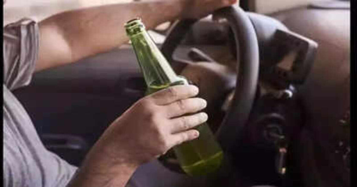 नशे में चलाया वाहन