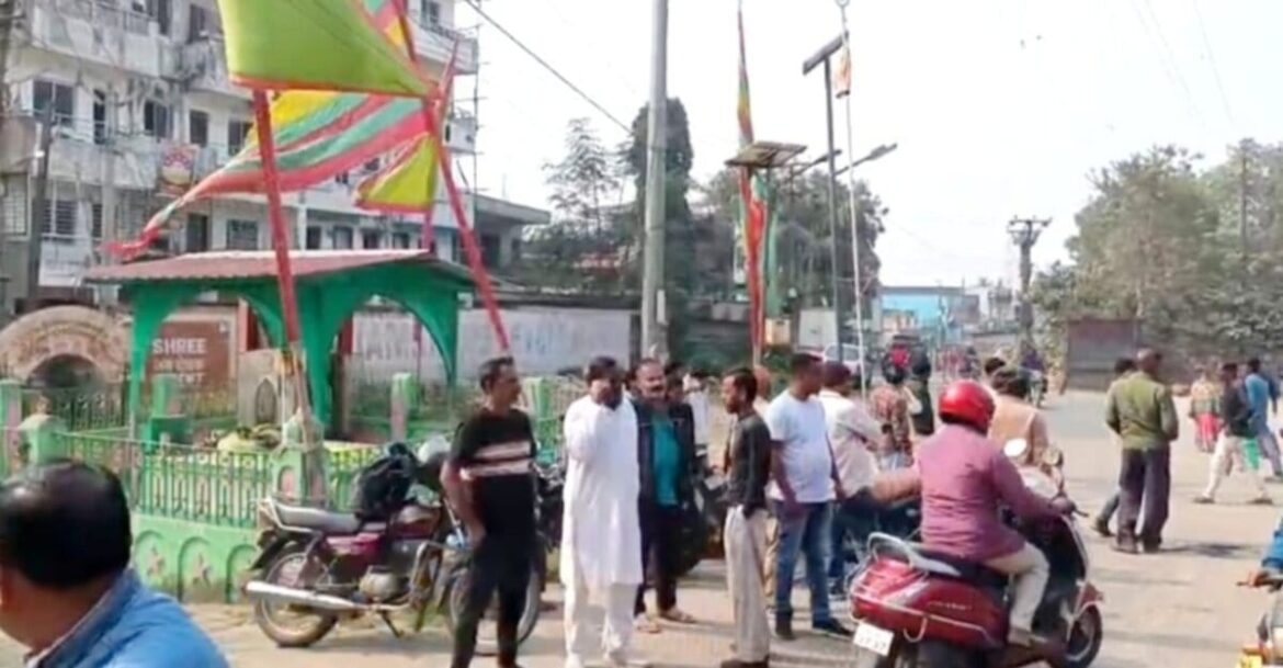 jamshedpur-news-kitadih-imamabara-ground-railway-boundary-protest