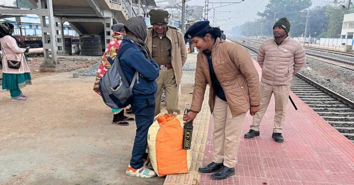 किसी भी संदिग्ध व्यक्ति, वस्तु या गतिविधि की जानकारी तुरंत दे