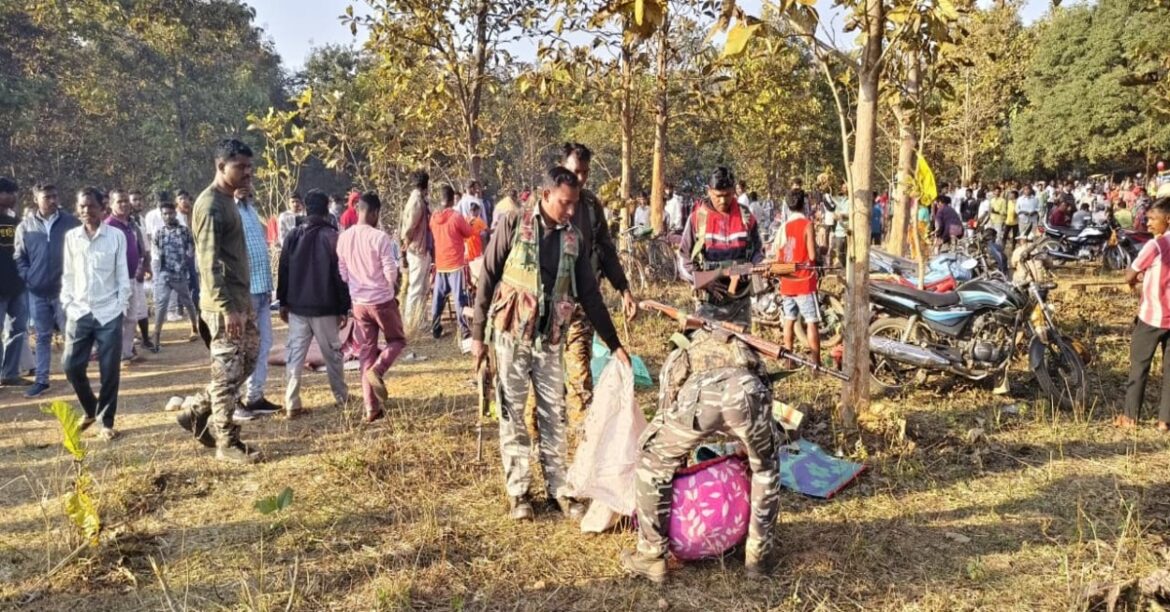 Police raid at gambling den in Murga Pada and Habba Dabba area of Chaibasa