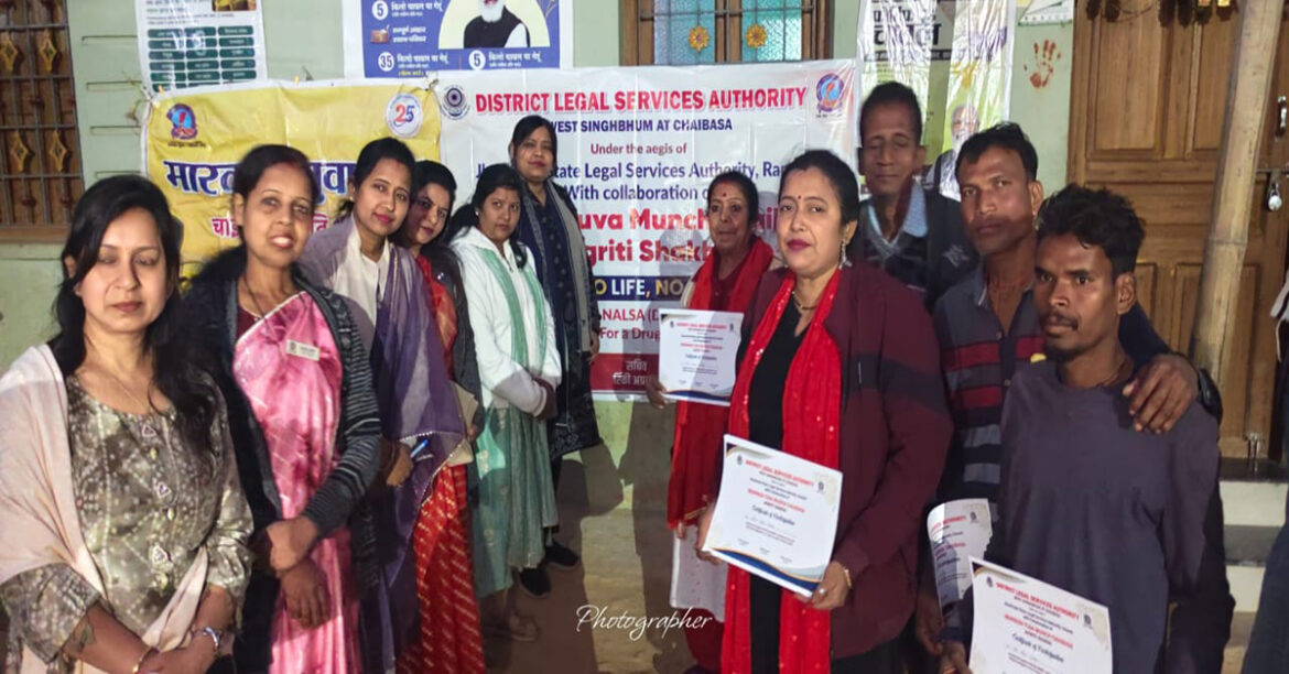 jagruti-branch-drug-awareness-street-play-chaibasa