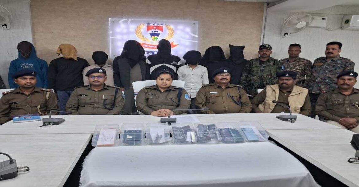 Eight gang members of Sujit Sinha arrested for firing at residential camp of highway and overbridge construction in Palamu