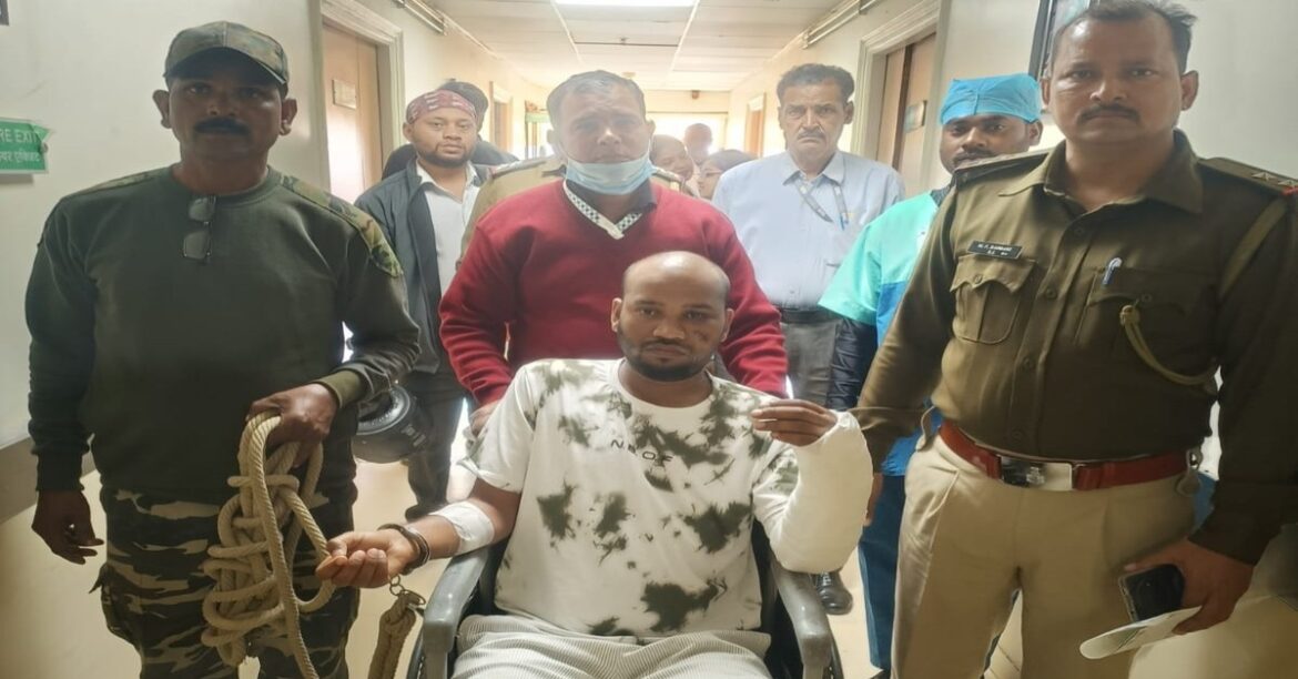 RANCHI: रांची के पंडरा गोलीकांड में घायल रवि यादव को पुलिस ने ऑर्किड हॉस्पिटल से गिरफ्तार किया, मामला 55 लाख के जमीन विवाद से जुड़ा है।