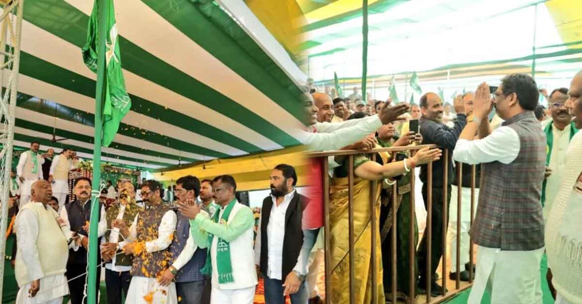 Dishom Guru Shibu Soren Bharat Ratna Demand