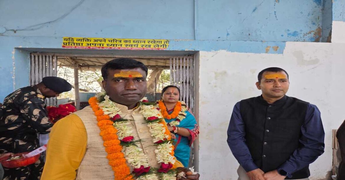 RANCHI: रांची पहाड़ी मंदिर में महाशिवरात्रि को लेकर प्रशासनिक निरीक्षण, तैयारियों की समीक्षा और भव्य शिव बारात आयोजन को लेकर अहम बैठक संपन्न।